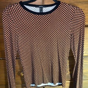 checkered long sleeve top